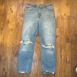 Abercrombie Ultra High Rise Ankle Straight Jeans
